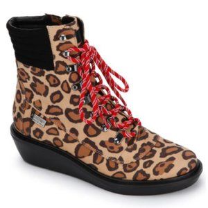 Kenneth Cole Reaction Rhyme Hiker Leopard Print Lace Up Boot NEW